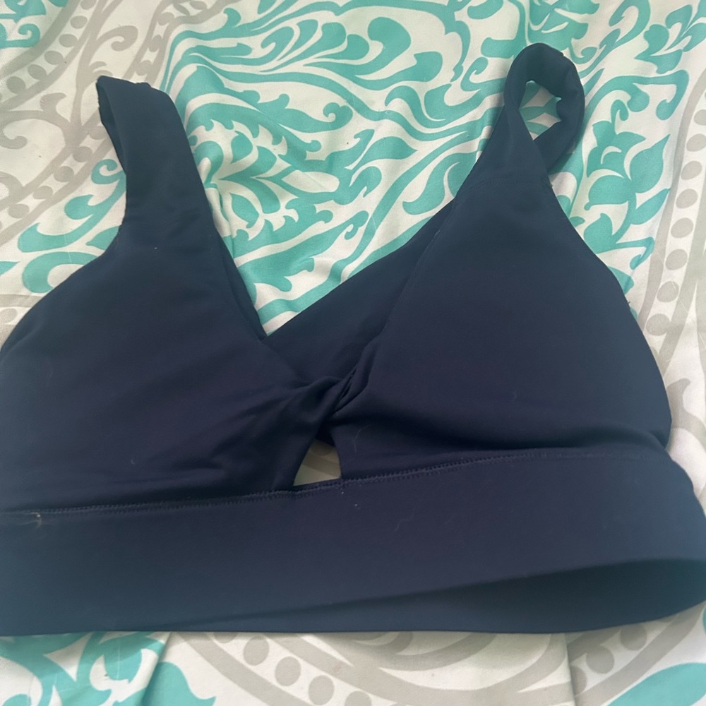 Twist Sports Bra